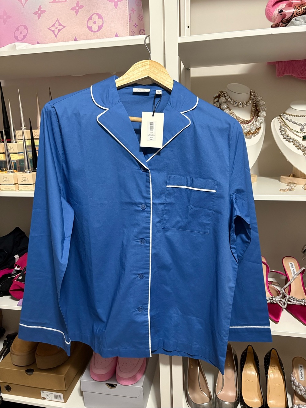 Aritzia Laze Pajama Top French Blue w/White Piping Womens Size Small